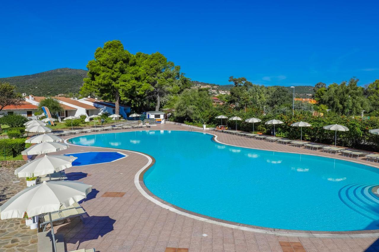 Villaggio Li Cucutti Agrustos Kültér fotó